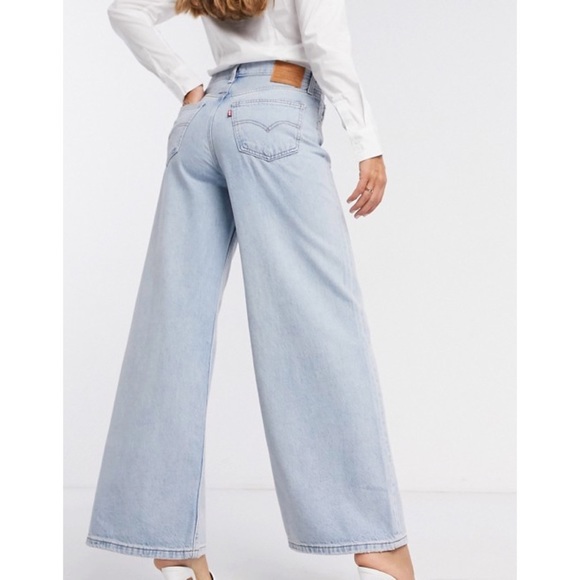 levi's loose ultra wide leg jeans